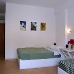 Hotel Kamari 2*