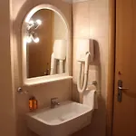 Otel Hotel Kamari 2*