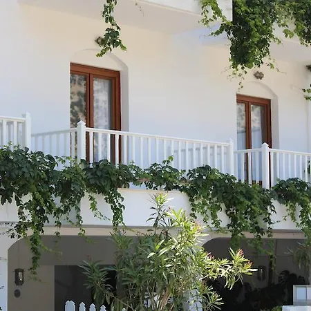 Kamari Hotel Kamares (Sifnos)